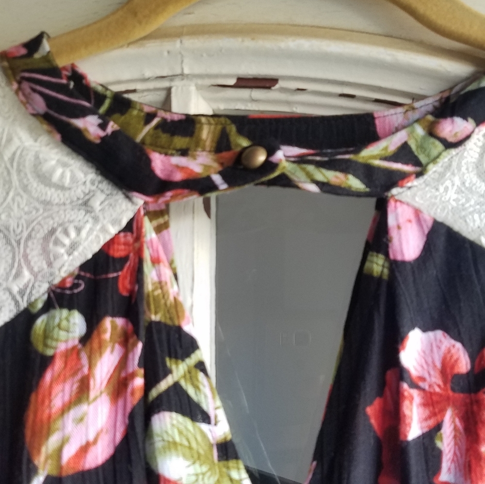 Umgee Dress - Picture 4 of 4